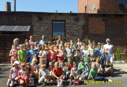 (photo)
