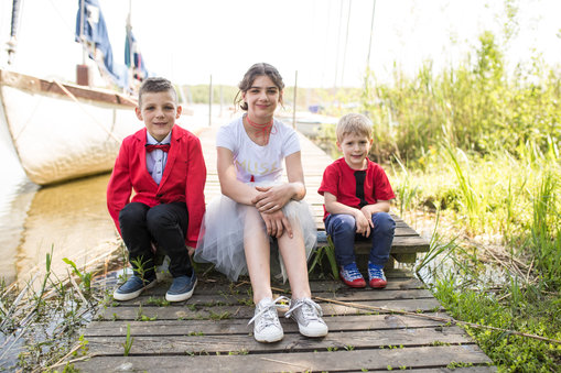 Weronika (12 l.), Łukasz (10 l.) i Mateusz (4,5 roku)