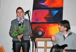  (photo)