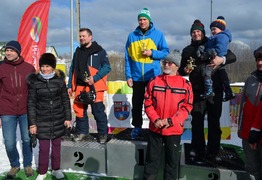 medaliści na podium (photo)