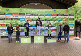 Diana Mulczyńska na podium (photo)