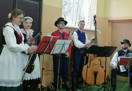kapela (photo)