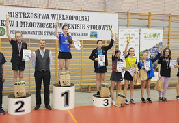 zawodniczki na podium (photo)